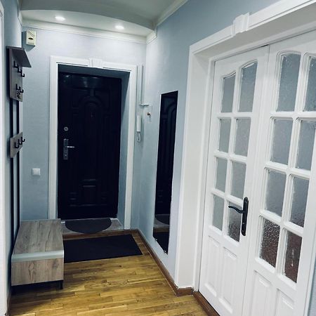 Classic Family Apart In The Center With 4 Rooms Ташкент Екстер'єр фото